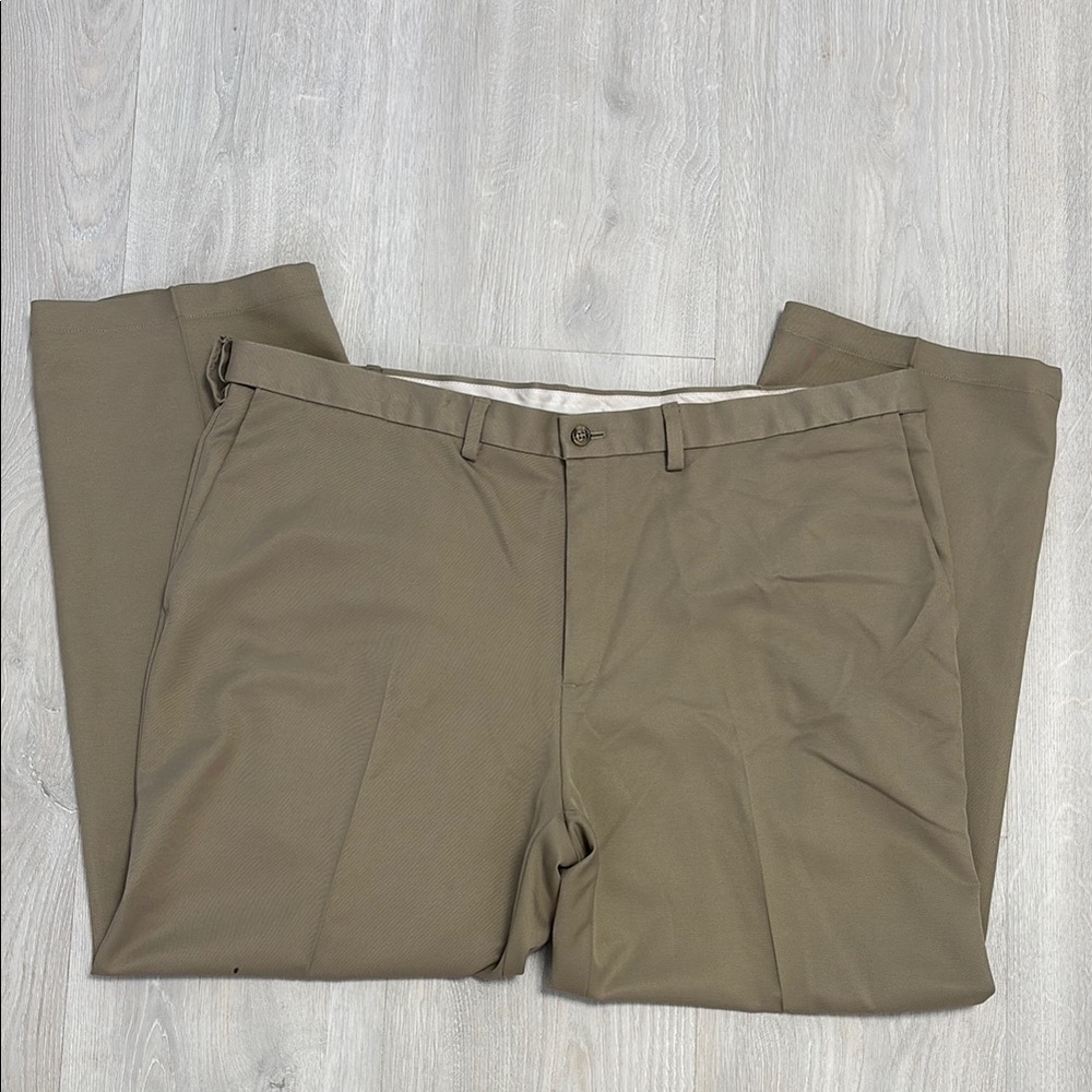 🔥BUNDLESALE 44/30 Haggar Tan Chinos khakis Flat Front polyester pants
